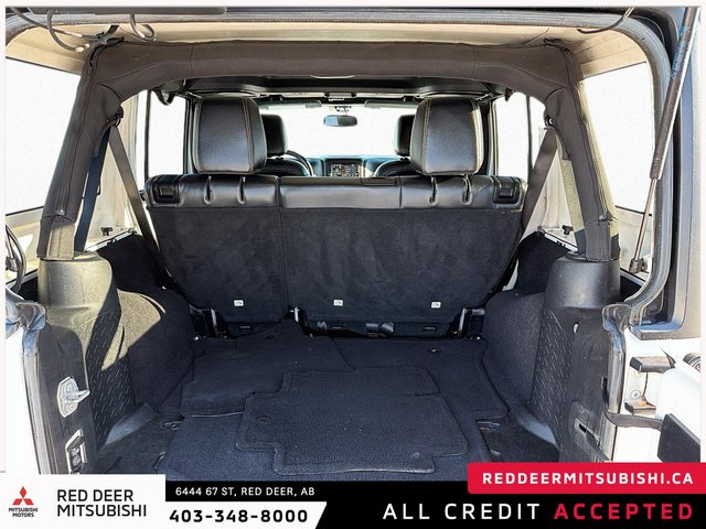 2017 Jeep Wrangler Unlimited Sahara-5