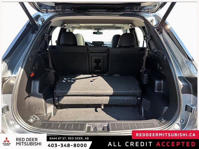 2024 Mitsubishi Outlander PHEV LE-5
