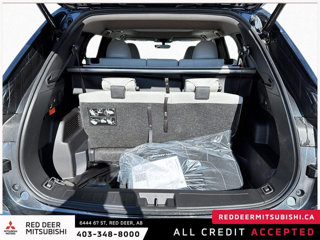 2026 Mitsubishi Outlander Plug-in Hybrid LE S-AWC-5