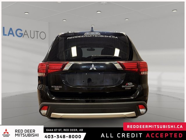 2017 Mitsubishi Outlander SE-2