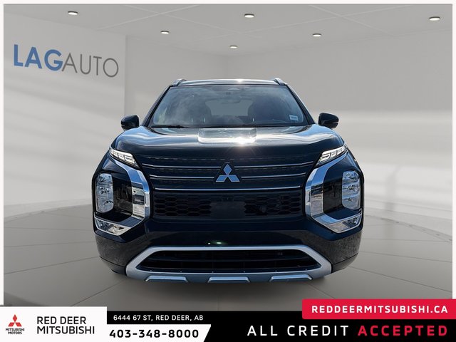 2022 Mitsubishi Outlander-1