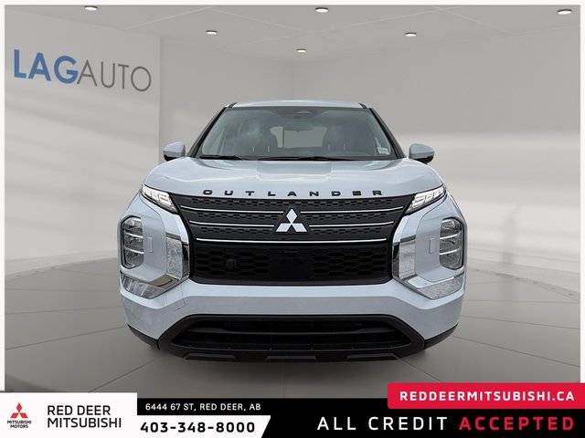 2024 Mitsubishi Outlander ES-1