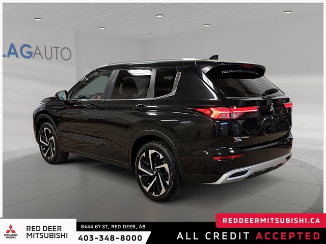 2024 Mitsubishi Outlander SEL-3