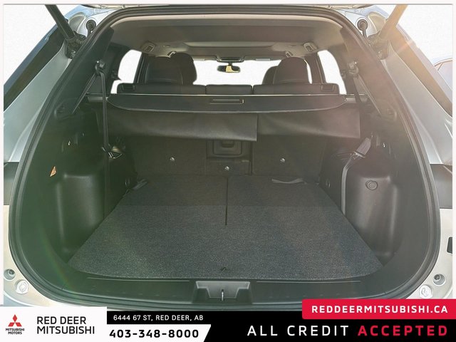 2024 Mitsubishi Outlander SEL-5