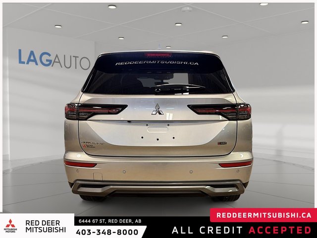 2026 Mitsubishi Outlander-2