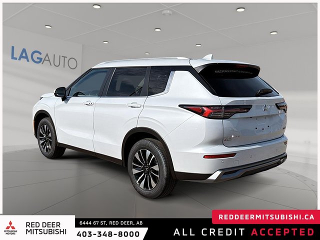 2026 Mitsubishi Outlander LE S-AWC-3