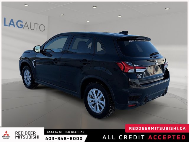 2023 Mitsubishi RVR SE-3