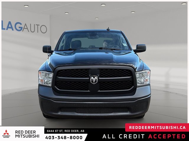 2023 Ram 1500 Classic Tradesman-1