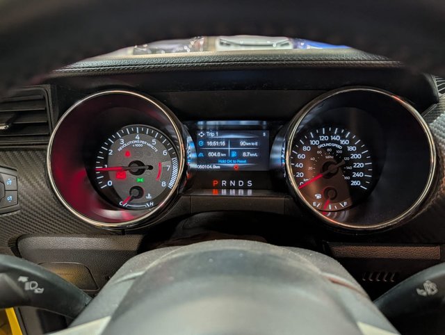 2017 Ford MustangV6 V6-4