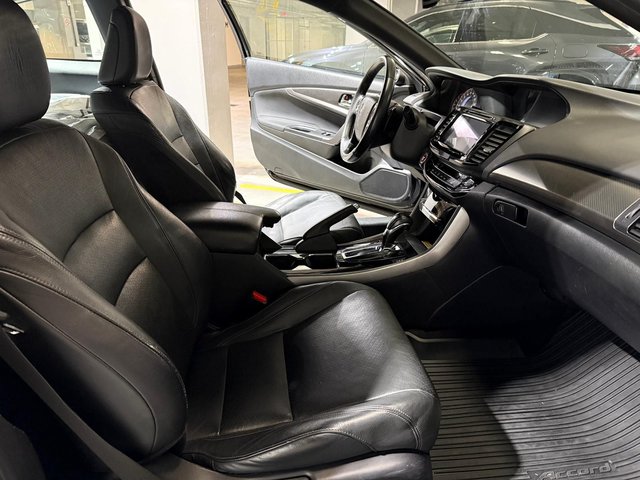 2016 Honda AccordEX-L Touring-7