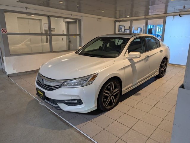 2016 Honda AccordEX Touring-0