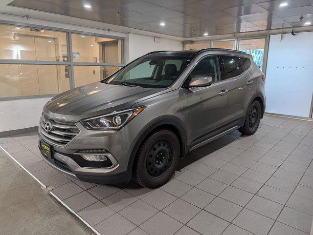 2017 Hyundai Santa Fe Ultimate-0