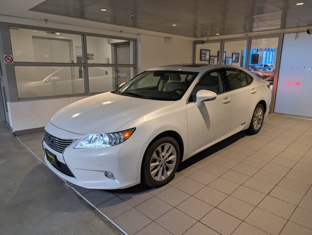 2013 Lexus ES300h-0