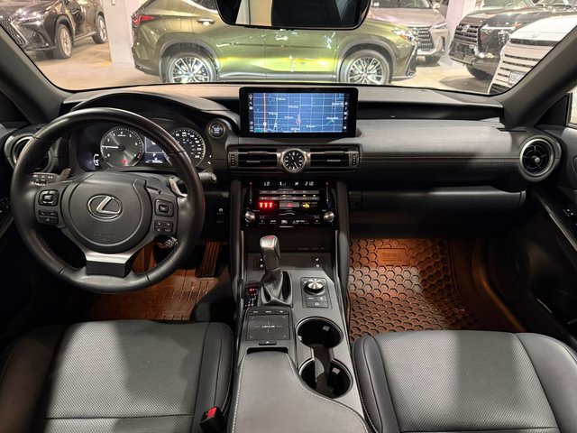 2022 Lexus IS 300 AWD Luxury Package-3