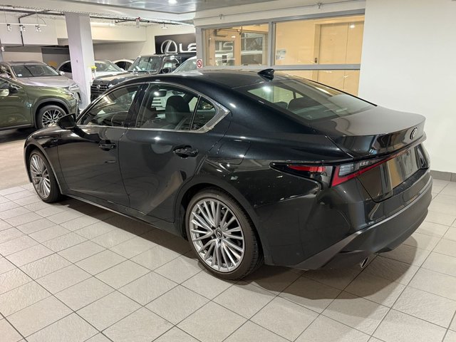 2022 Lexus IS 300 AWD Luxury Package-2