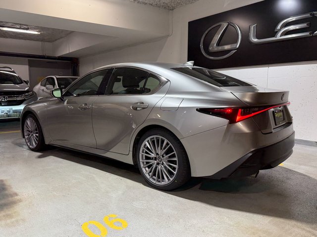 2023 Lexus IS 300 AWD IS 300-5