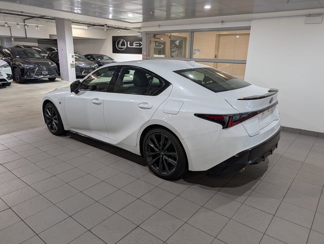 2025 Lexus IS 300 AWD F SPORT 2-2