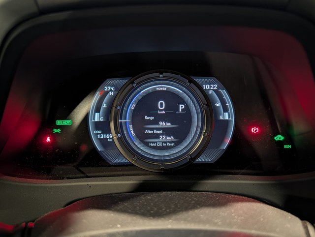 2024 Lexus UX 250h AWD F Sport 2-4