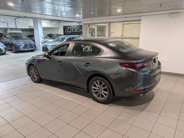 2023 Mazda 3 GS-2