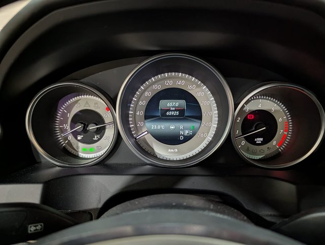 2016 Mercedes-Benz E550Base E 550-4