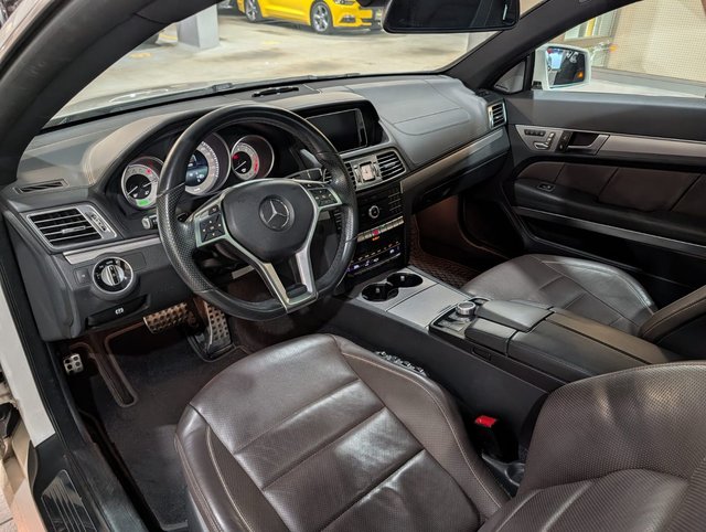 2016 Mercedes-Benz E550Base E 550-3