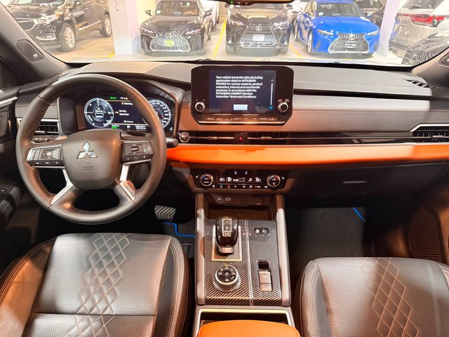 2024 Mitsubishi Outlander PHEV GT-3