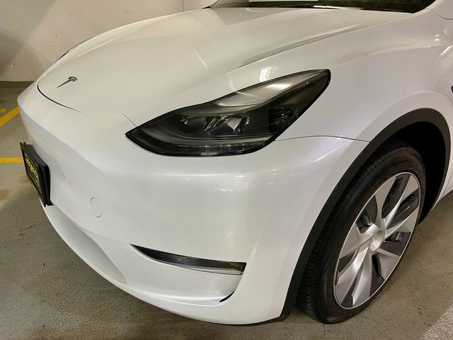 2023 Tesla Model Y Long Range-1