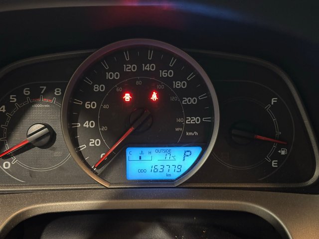 2013 Toyota RAV4XLE XLE-4