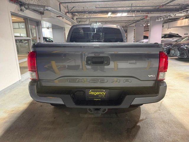 2017 Toyota Tacoma 4x4 Double Cab 6A 1 OWNER / TRD 4X4 SPORT / TOYOTA SERVICED-6
