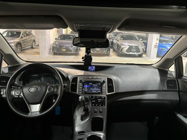 2016 Toyota VenzaAWD-4
