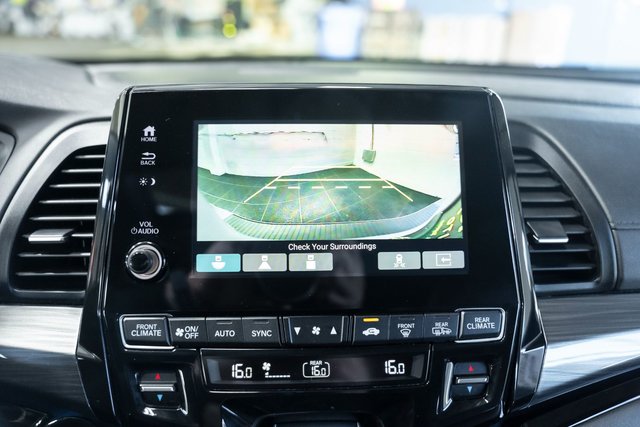 2024 Honda Odyssey Touring-5