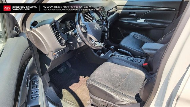 2016 Mitsubishi OutlanderGT GT-3