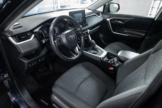 2020 Toyota RAV4 Hybrid XLE-7