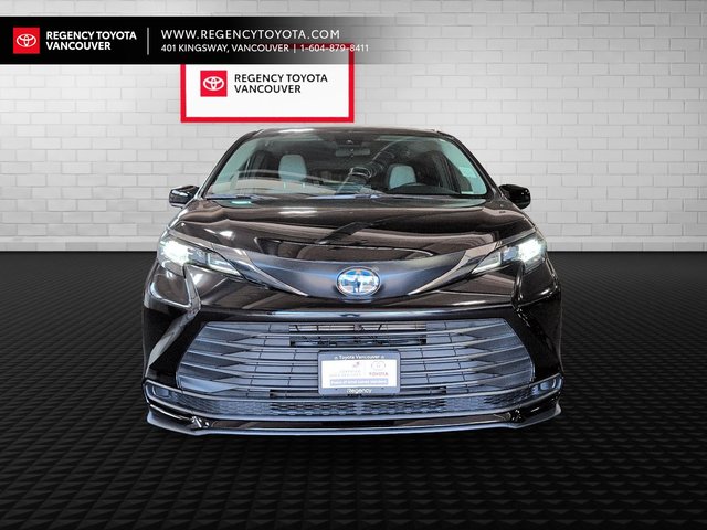 2025 Toyota Sienna LE AWD 8-Pass LE AWD-7