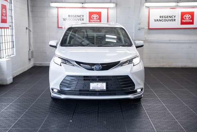 2024 Toyota Sienna LIMITED AWD 7 PASS-1