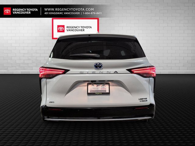 2024 Toyota Sienna Limited AWD 7-Pass-4
