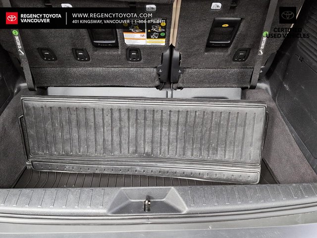 2022 Toyota Sienna XLE 8-Pass-5