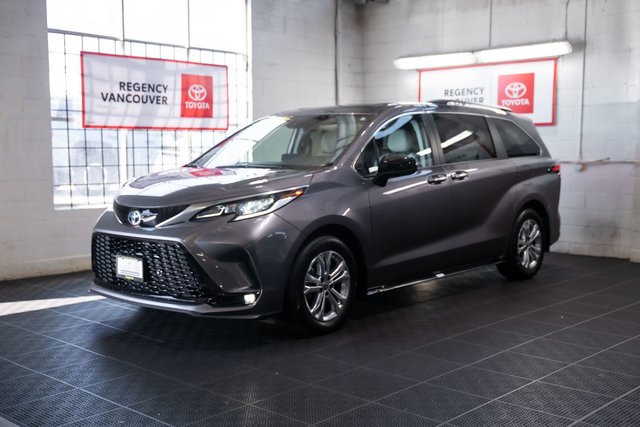 2022 Toyota SIENNA XSE AWD 7-PASS-2