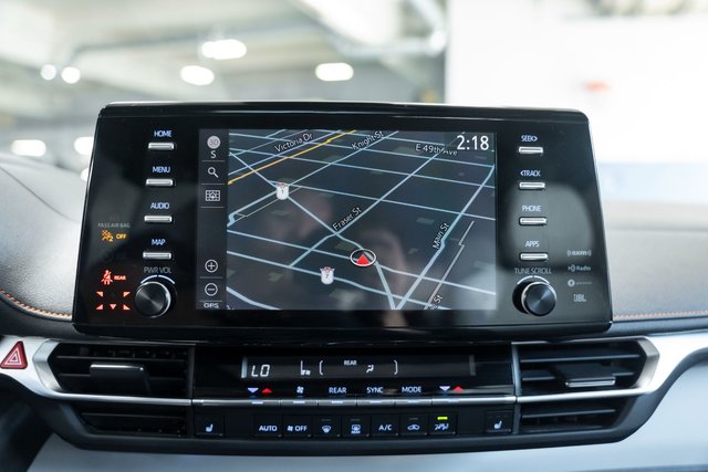 2022 Toyota SIENNA XSE AWD 7-PASS-6