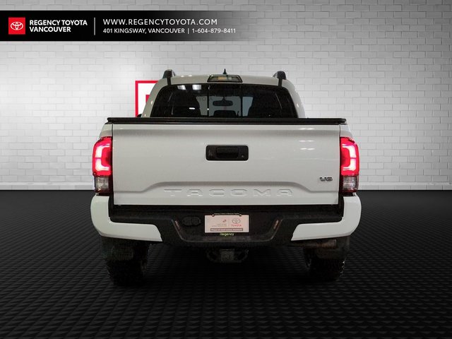 2017 Toyota Tacoma 4x4 Double Cab 6A SPORTS-4