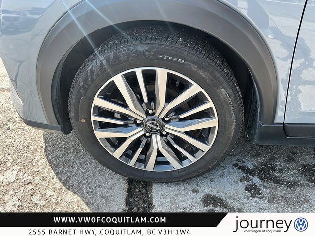 2023 Nissan Kicks SV CVT-5