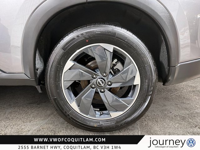 2024 Nissan Rogue AWD SV Moonroof-6