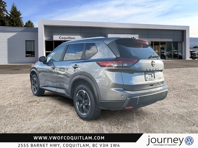 2024 Nissan Rogue AWD SV Moonroof-3