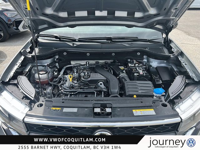 2023 Volkswagen Taos Trendline 1.5T 8sp at w/ Tip-7
