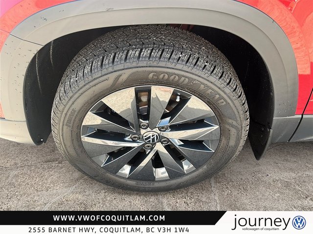 2024 Volkswagen Taos Comfortline 1.5T 8sp w/ Tip FWD-6