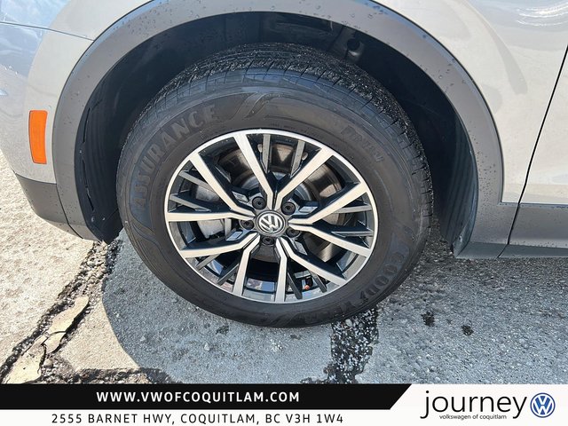 2021 Volkswagen Tiguan Comfortline 2.0T 8sp at w/Tip 4M-5