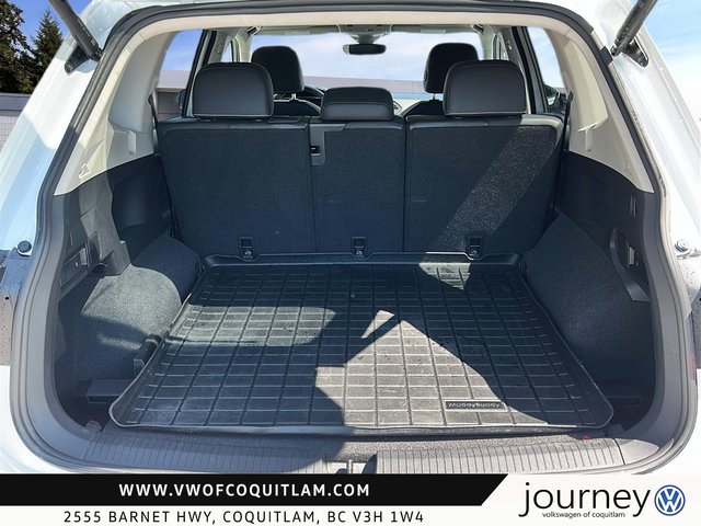 2023 Volkswagen Tiguan Comfortline 2.0T 8sp at w/Tip 4M-5