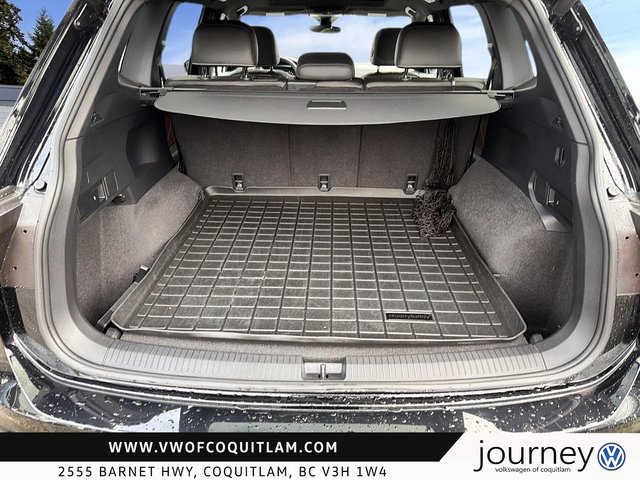 2023 Volkswagen Tiguan Highline 2.0T 8sp at w/Tip 4M-5