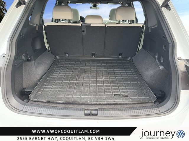 2023 Volkswagen Tiguan Highline 2.0T 8sp at w/Tip 4M-5