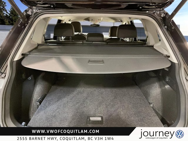 2024 Volkswagen Tiguan Comfortline 2.0T 8sp at w/Tip 4M-5